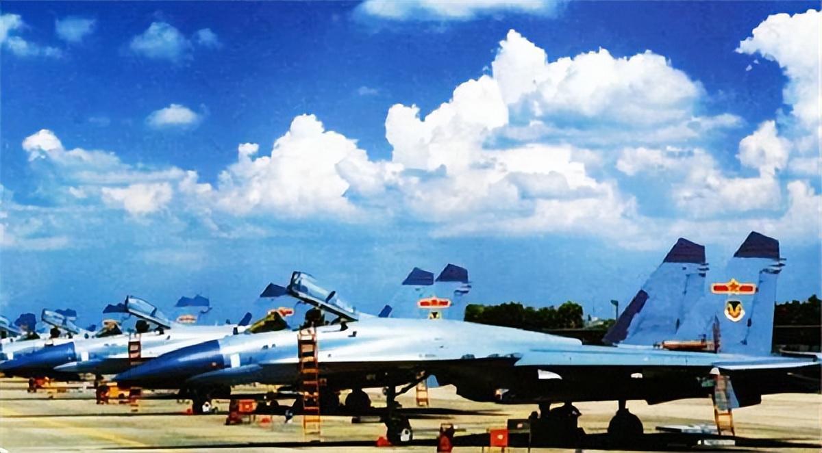 澳門雷鋒網(wǎng)冰心論壇中華網(wǎng),專家談中國(guó)軍工在戰(zhàn)機(jī)雷達(dá)領(lǐng)域崛起全面應(yīng)用數(shù)據(jù)分析_初版44.11.89