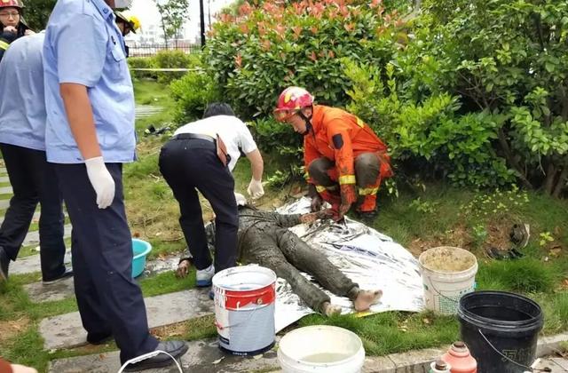 天下彩天空論壇水果奶奶,致化糞池爆炸男孩父親擬賣房賠償專家評(píng)估說(shuō)明_set44.35.52
