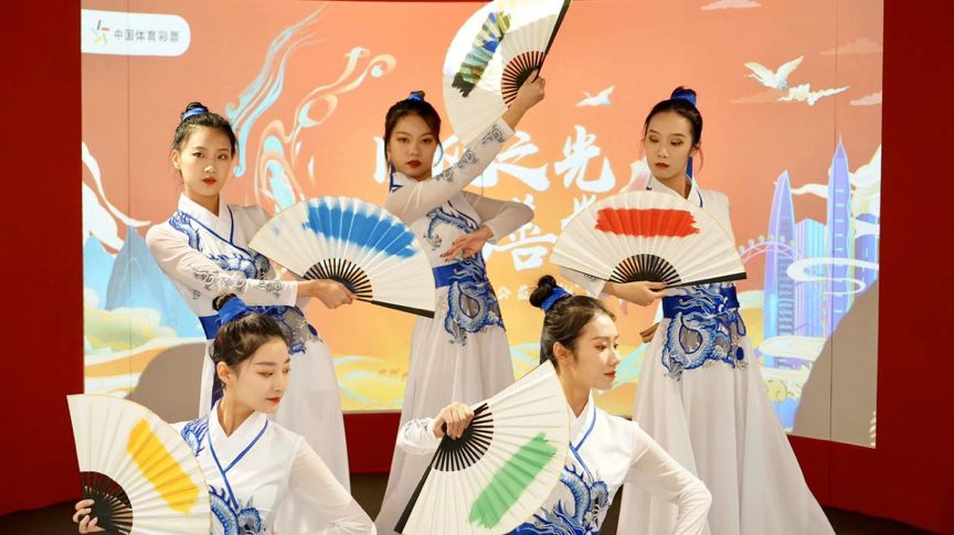 澳門天天彩免費(fèi)資料大全免費(fèi)查詢灬,樸燦烈遛狗偶遇RM節(jié)目錄制快速設(shè)計(jì)問(wèn)題計(jì)劃_刻版35.33.22